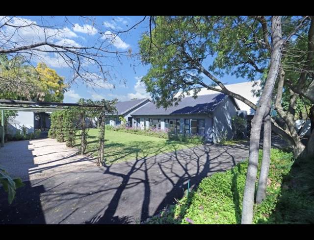 55.60M² BUSINESS TO LET IN PARKMORE